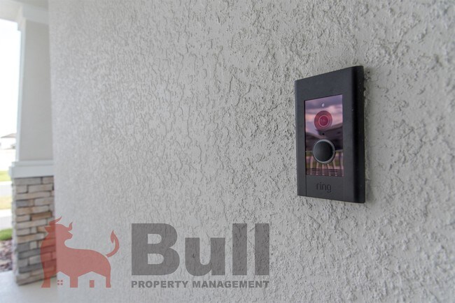 Building Photo - 7518 Summerlake Groves St