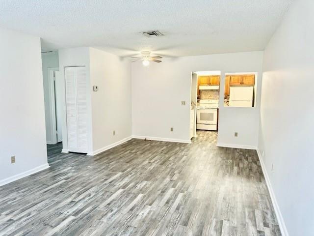 Building Photo - 11112 Royal Palm Blvd