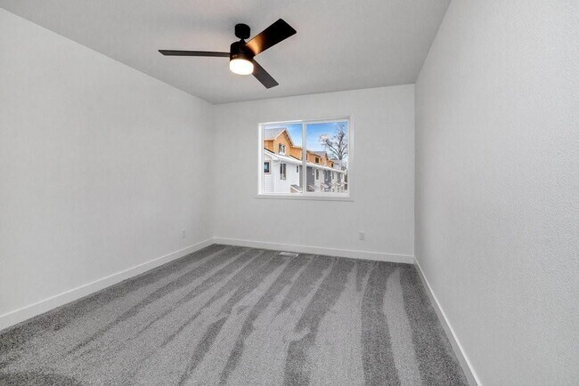 Building Photo - 6501 106th St