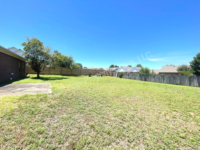 Building Photo - 3BD/2BA FOR RENT