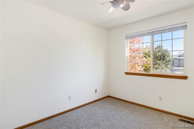 Building Photo - 748 Eaton Cir