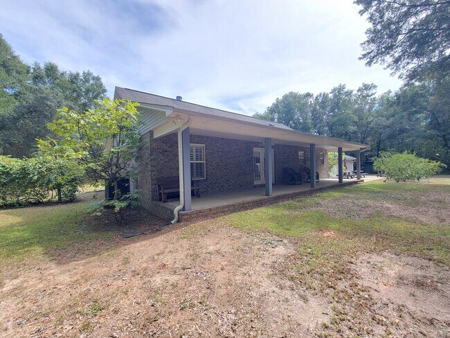 Building Photo - 4707 Nichols Creek Rd