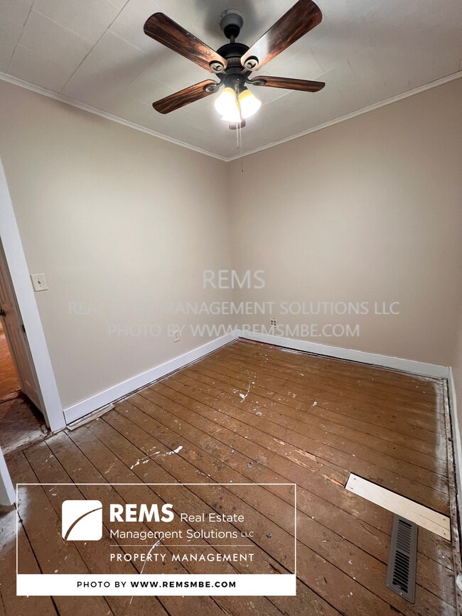 Building Photo - 626/628 4th Avenue