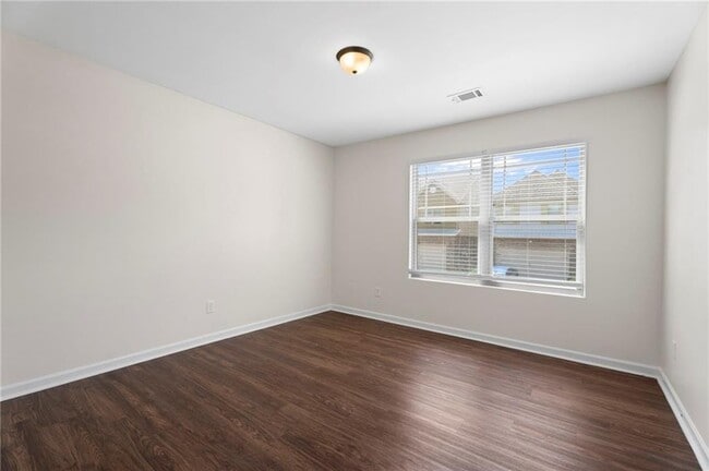 Building Photo - 1240 Faye Ct
