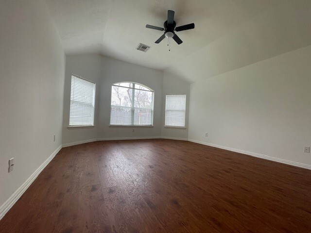 Building Photo - 8519 Babbling Brook Ct