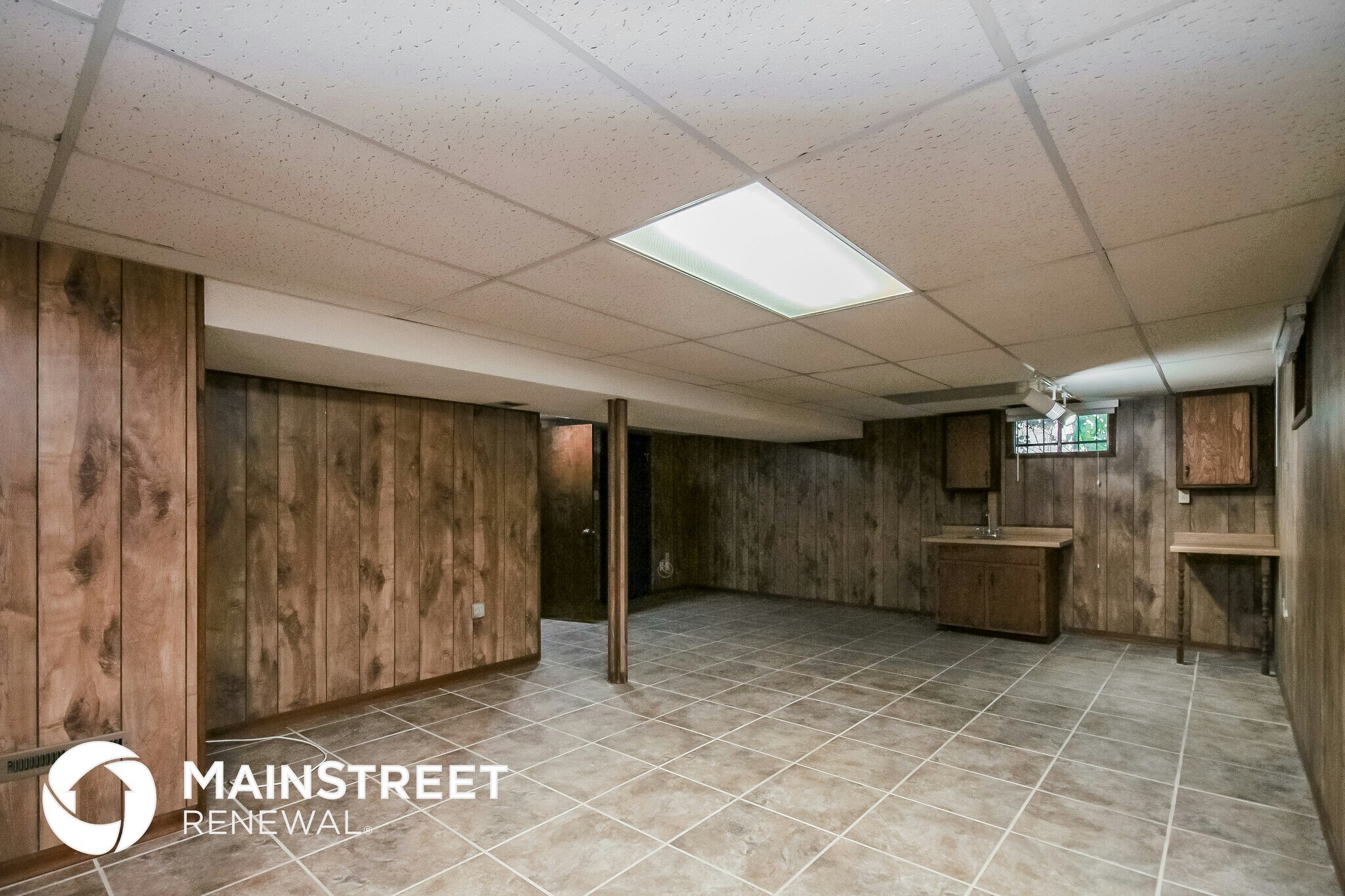 Building Photo - 200 NE Keystone Dr
