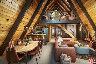 Building Photo - 1281 Aleutian Dr