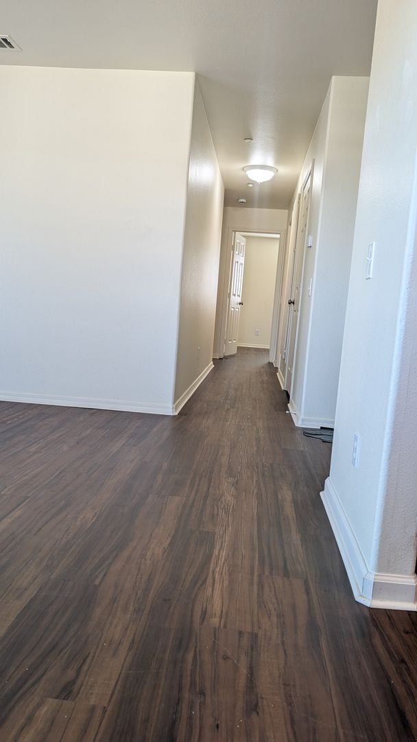 Building Photo - Beautiful 3 bedroom/1 bath in gated community. Call or come by to view!