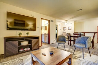 Building Photo - 3914 S Tara Hill Dr