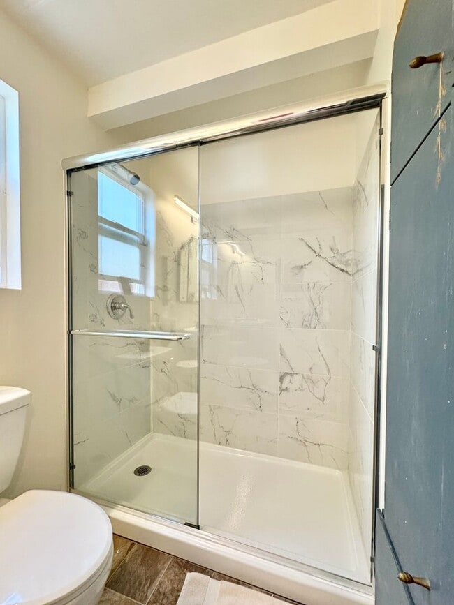 Building Photo - Available For 4+ Months!* Rare Find Furnished Saint Helena Gem, “Upper Tainter” 2 Bedrooms, 2 Bat...