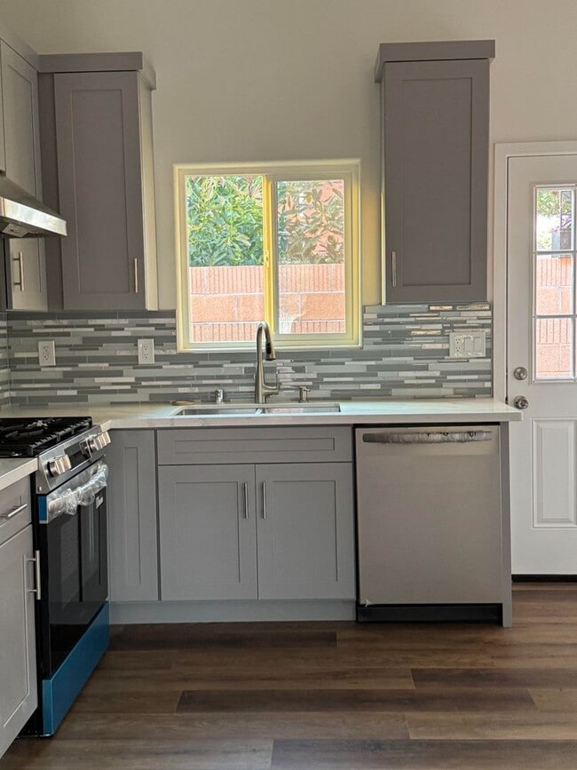 Building Photo - Brand New Construction - Great Fountain Va...