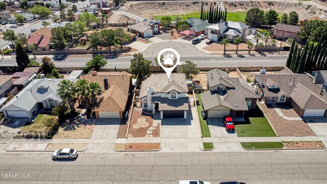 Building Photo - 12120 Desert Quail Ave