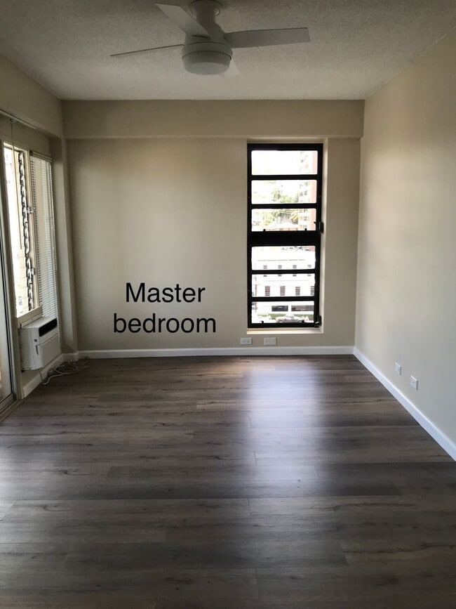 Building Photo - CORONET