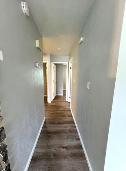 Building Photo - 3836 Clearwood Ct