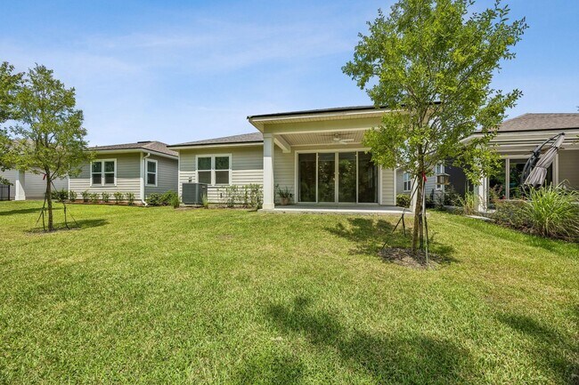 Building Photo - 75565 Blackbird Dr