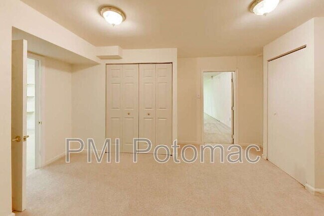 Building Photo - 14672 Brougham Way