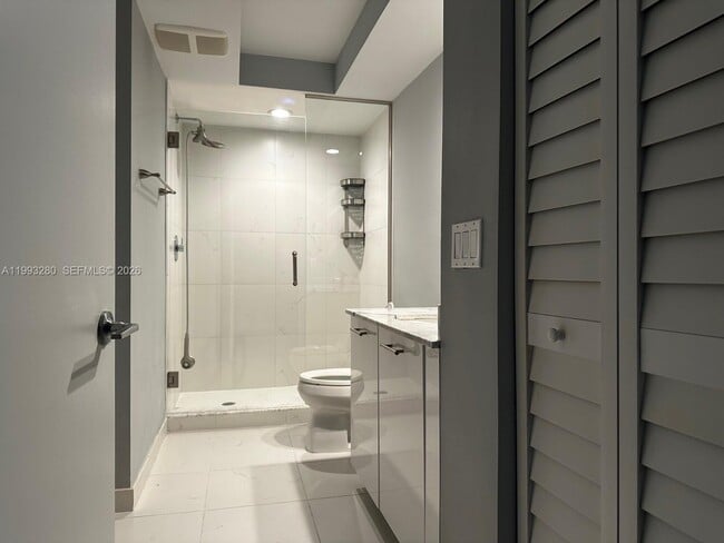 Building Photo - 500 Brickell Ave