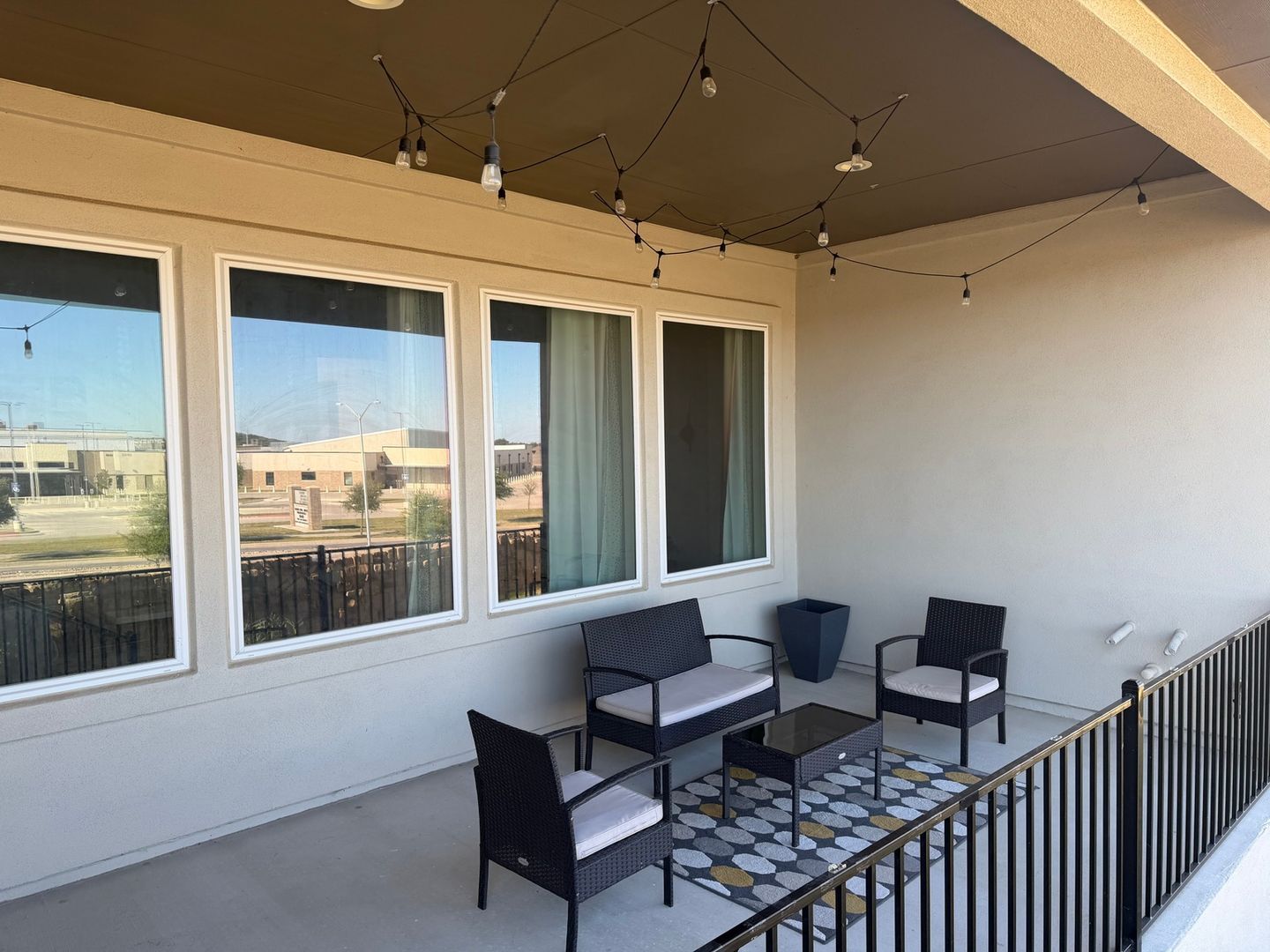 Building Photo - 1832 Indian Apple Wy