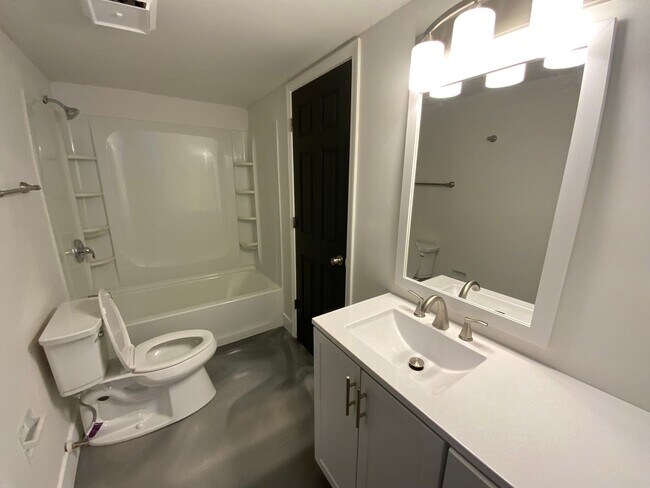 Building Photo - 3569-3571 Prescott Dr