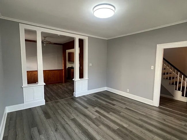 Building Photo - This 3 Bedroom home on the north end