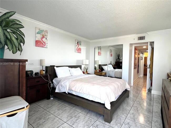 Building Photo - 2401 Collins Ave