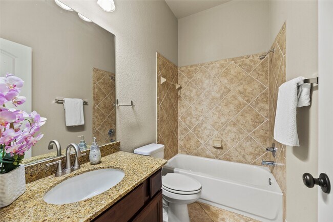 Building Photo - 5335 Stoneridge Ct