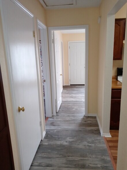 Building Photo - 6702 Everhart Rd