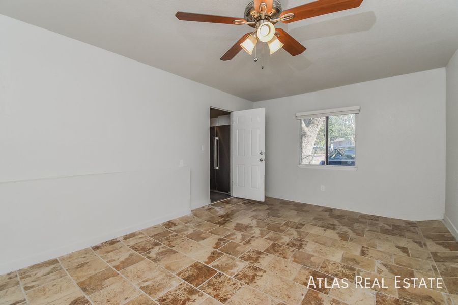 Building Photo - 4261 Deerfield Hills Rd