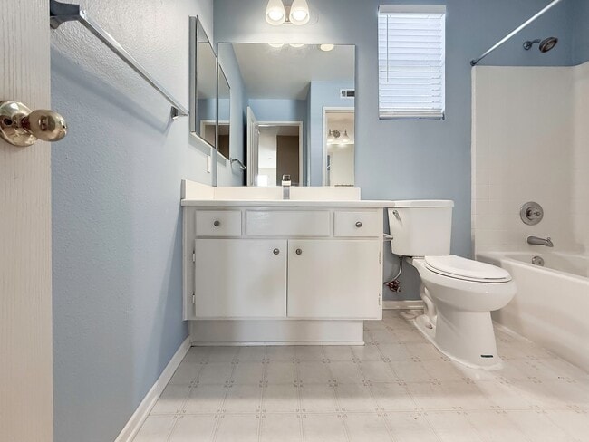 Building Photo - AVAILABLE NOW! 4 BED / 3 BATH TEMEKU HILLS HOME FOR RENT! LARGE BACKYARD + AMENITIES GALORE!