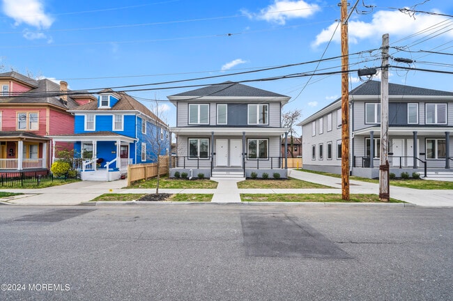 Building Photo - 910 Cookman Ave