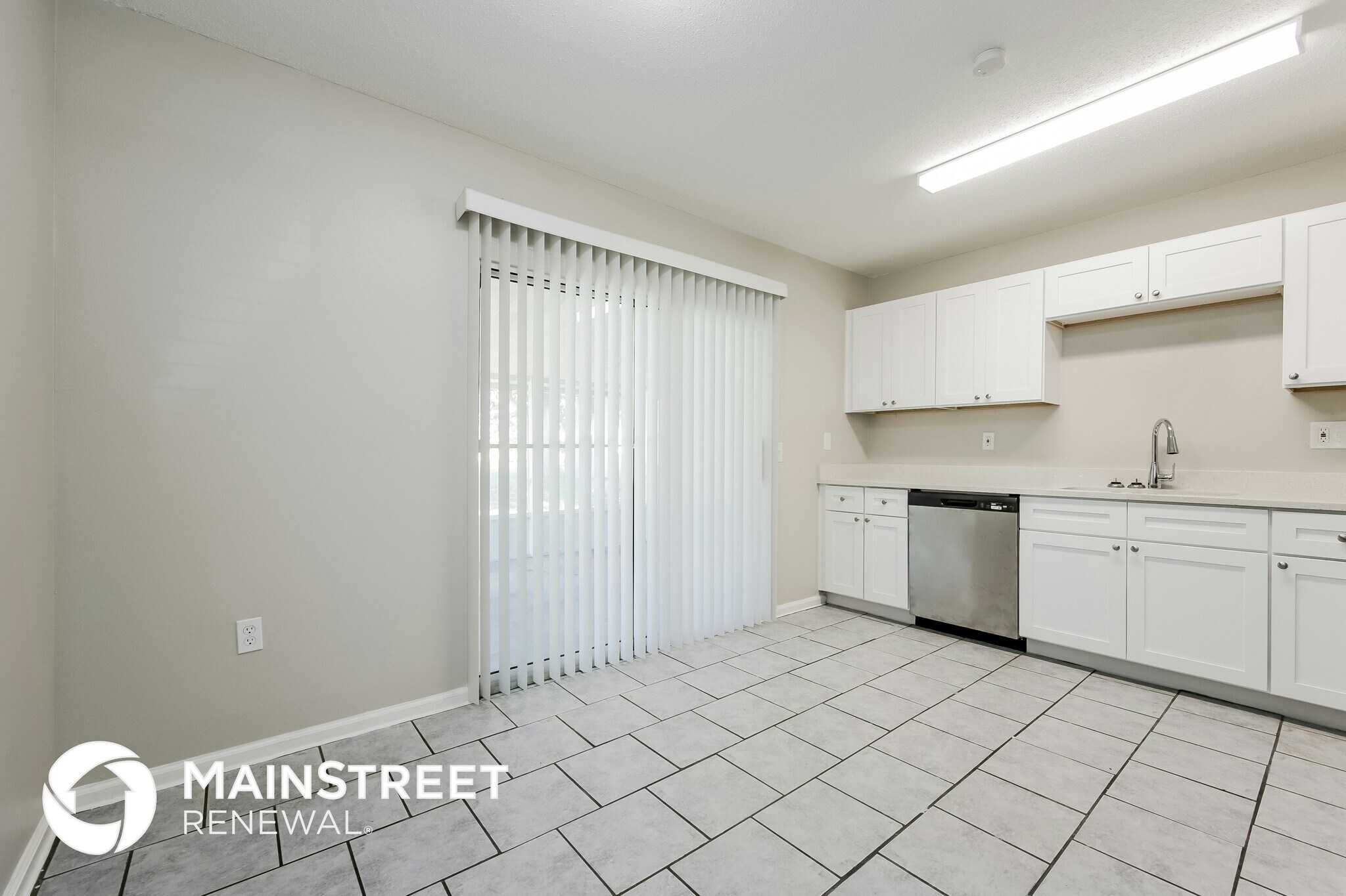 Building Photo - 107 Lake Elizabeth Dr