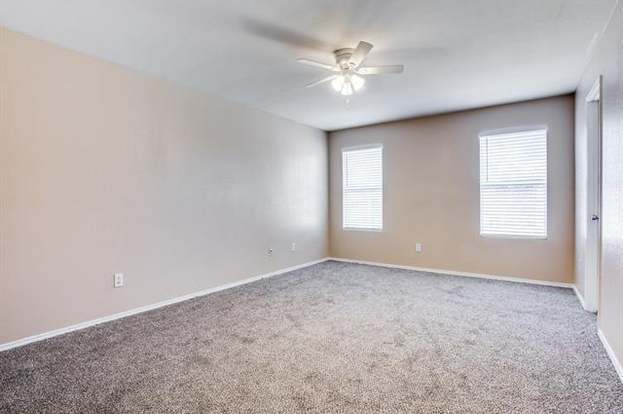 Building Photo - 1128 Maplewood Ln