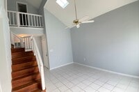 Building Photo - Very cute 2 bedroom/2 bath unfurnished condo