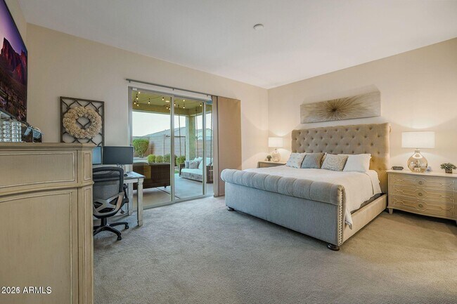 Building Photo - 18626 W Elm St