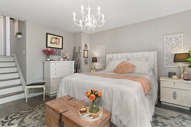 Building Photo - 101 Grove St