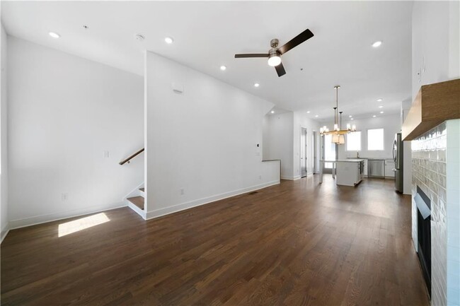 Building Photo - 2347 Hosea L Williams Dr NE