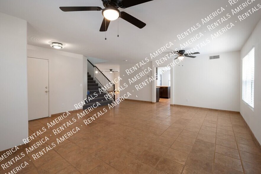 Building Photo - 10646 E Bogart Ave