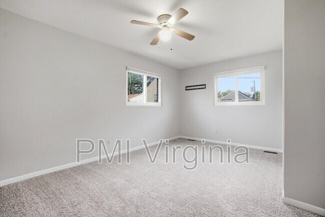 Building Photo - 4209 Dunning Rd