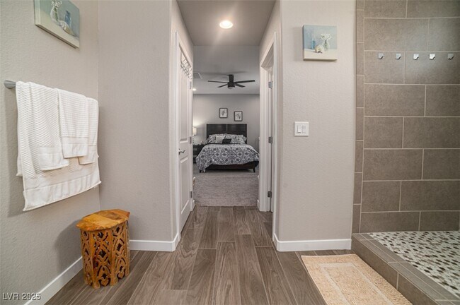 Building Photo - 111 Verde Rosa Dr