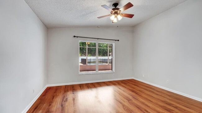 Building Photo - 8071 Stirrup Cay Ct