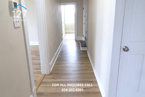 Building Photo - **MOVE-IN SPECIAL** Spacious 3BR Apartment with Central Air, Off-Street Parking & Minutes to Down...
