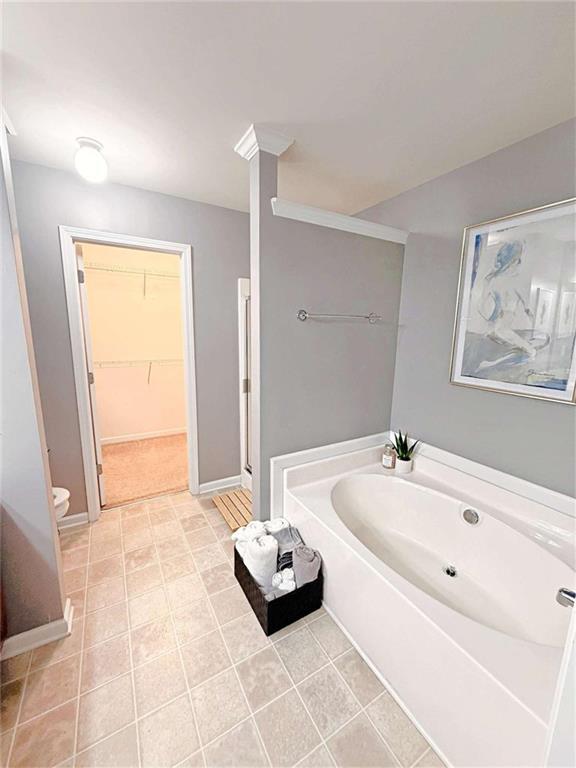 Building Photo - 2708 Beynon Ln NE