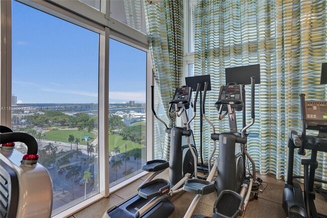 Building Photo - 50 Biscayne Blvd