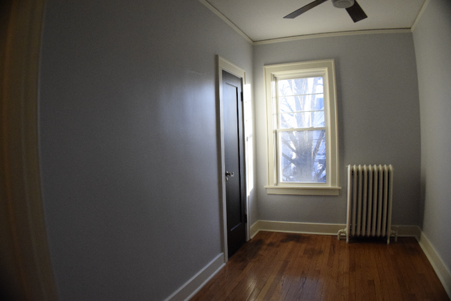 Building Photo - 123 Kent St