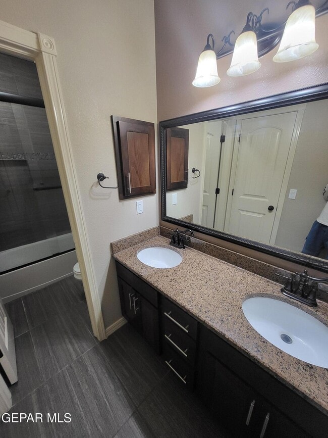 Building Photo - 3150 Spring Willow