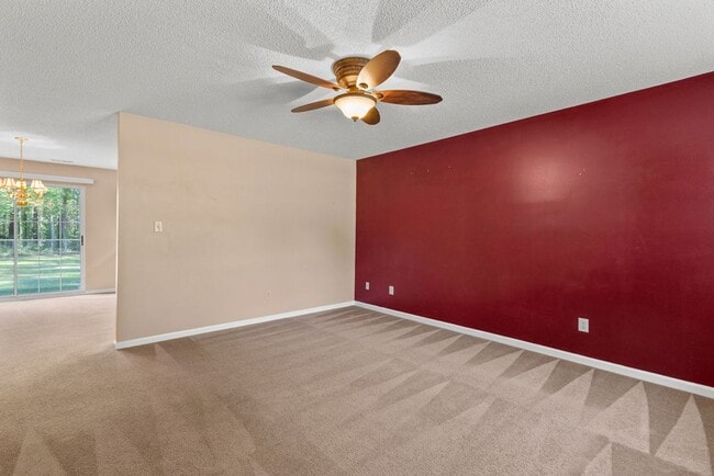 Building Photo - Affordable Single Family Home in Jacksonville