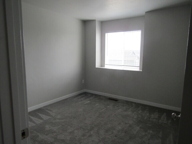 Building Photo - 11470 W Allegro St