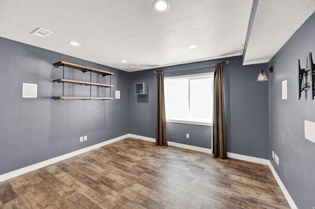 Building Photo - 774 Star Spangled Dr