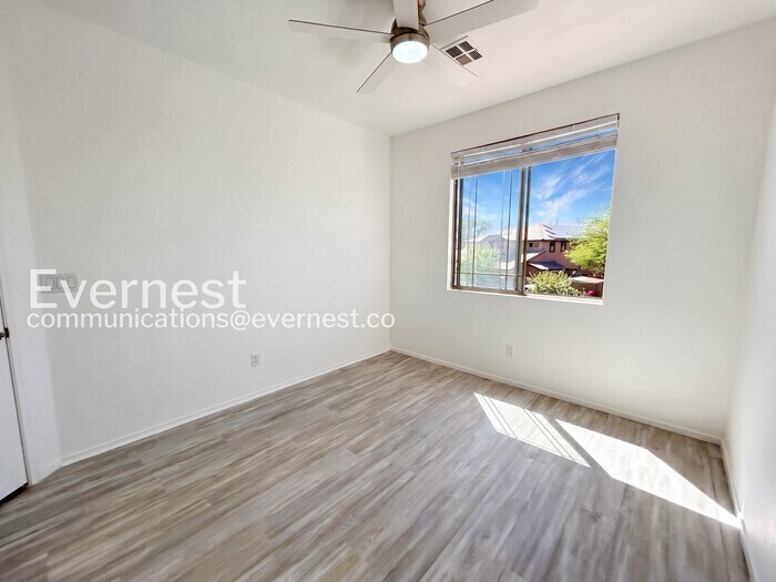 Building Photo - 10771 Vemoa Dr
