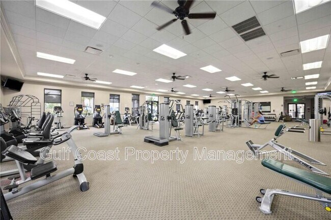 Building Photo - 10485 Crooked Crk Dr